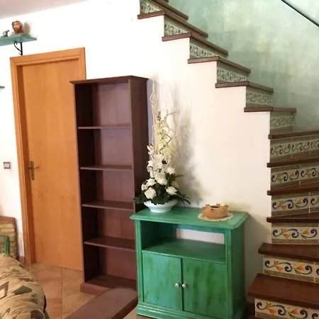 Tipica Casa Carlofortina Nel Centro Storico Ferienhaus Carloforte (Isola di San Pietro)