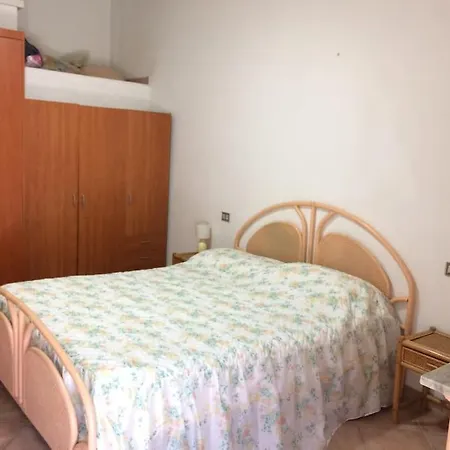 Tipica Casa Carlofortina Nel Centro Storico Carloforte (Isola di San Pietro)